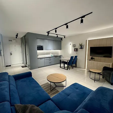Апартаменти Premium In Lesny Zakatek